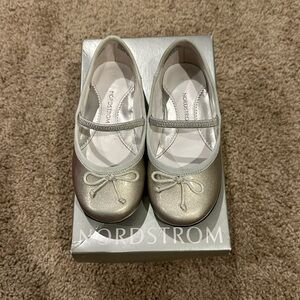 Silver little girl ballet flats